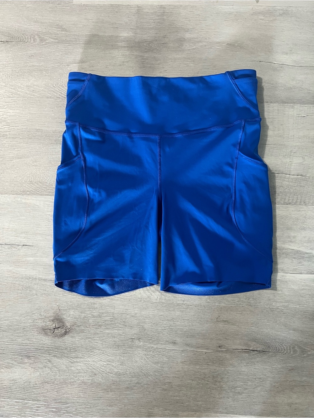 lululemon athletica Fast and Free High Rise Bike Shorts - Cobalt Blue - Picture 2 of 8